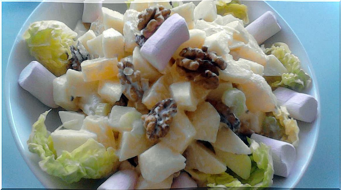 Sweet apple salad with pineapple