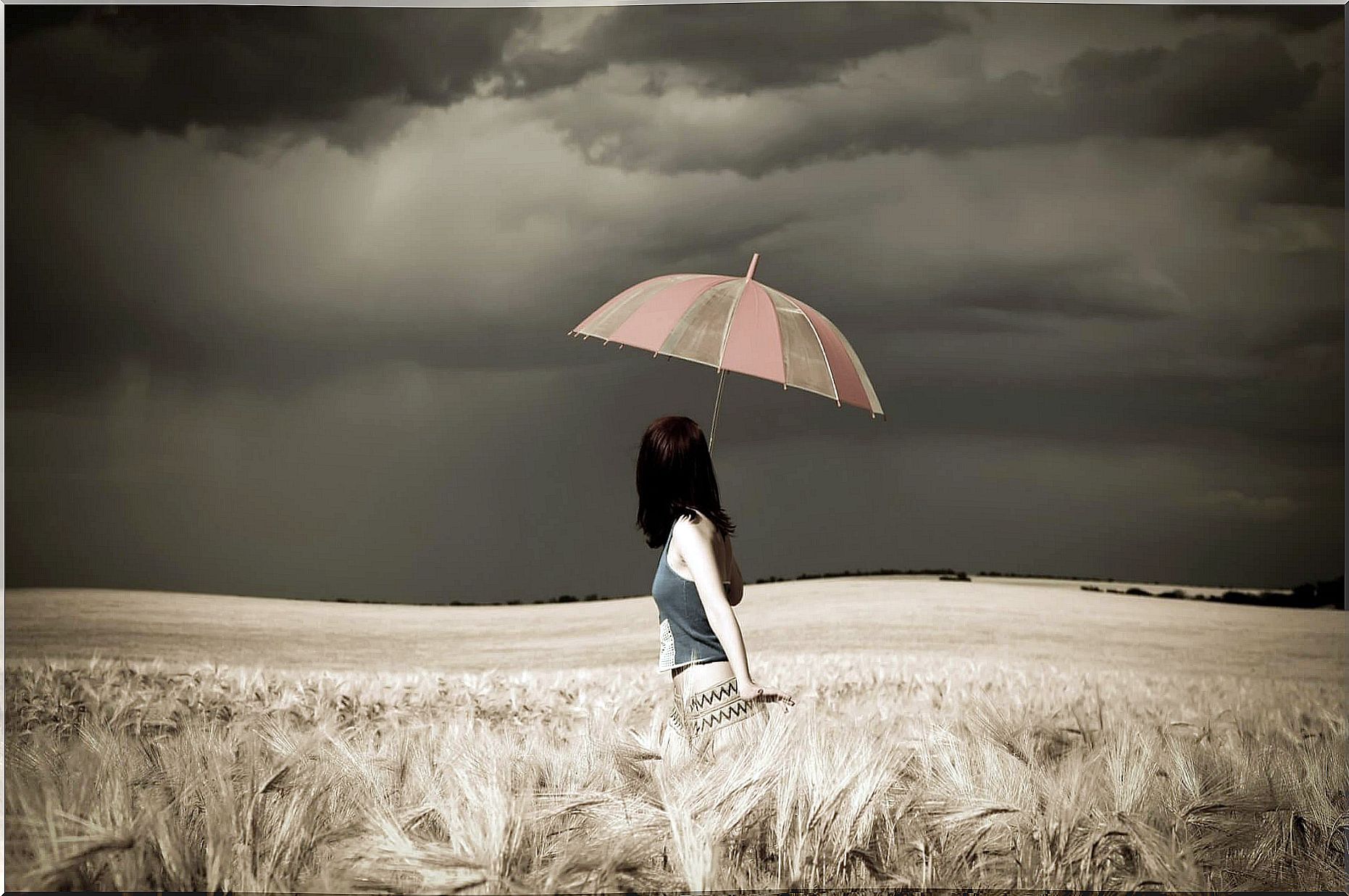 woman-with-umbrella