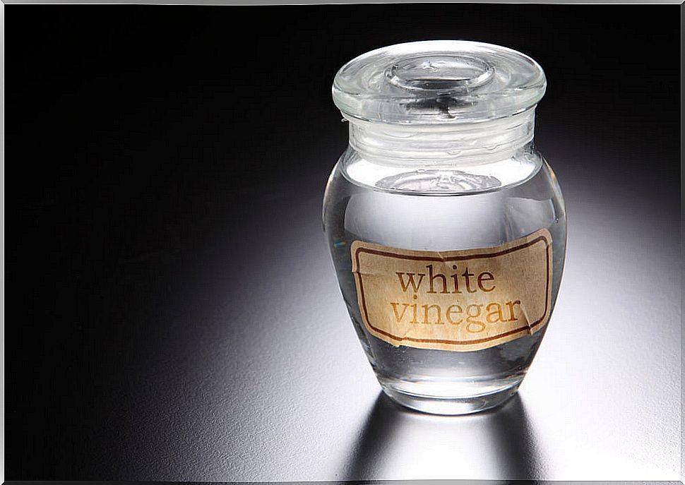 White vinegar to combat head fungus.