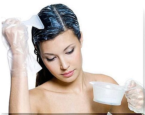 Ink-your-hair-the-natural-way