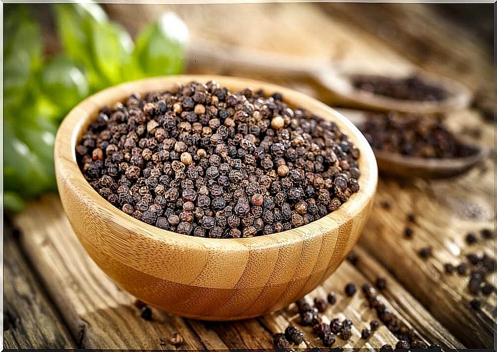 Black pepper remedy to relieve muscle aches