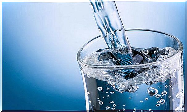 Drinking quality water helps reduce the acidic pH of the body